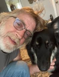 Lisa Maxfield's Instagram, Twitter & Facebook