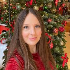 Flora Ashley Daniels (@FloraADaniels)