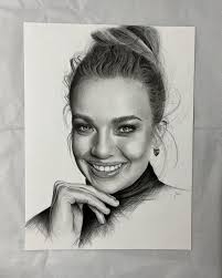 I finished my @abbiechatfield portrait! 🥳🙌✨, So so happy with how this  drawing turned out 😁, ., ., #graphitepencil #art_realism_  #realisticdrawing #portraitdrawing #charcoalart #drawing #sketch ...