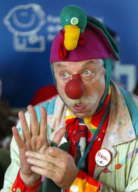 Dr. Patch Adams to be keynote speaker gala in Denver | 9news.com
