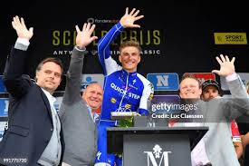 Image result for tbn:if9L2sMjE_ET9M::www.trophees-denis.com/wp-content/telechargements/coupes.jpg