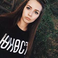 фотки фото одной и той же девушке на аву 14 лет Pin Ot Polzovatelya Oksana Silanteva Na Doske Fotografii Fotografii Devochek Ryzhevolosye Devushki Fotosessiya Pozy