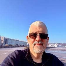 Hi I'm looking for recommendations for a company who can take delivery of  some new furniture in the UK and bring it to the Douglas for a reasonable  cost. Thanks in advance