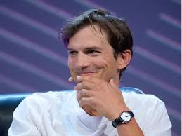 Mila Kunis : un bon petit bidon, mais pas de grossesse en vue !?