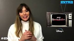 Elizabeth Olsen Talks Rumored Hidden Messages In Wandavision Plus That Nod To Full House Youtube