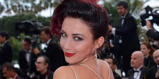 1.76 m (5 ft 9 1 ⁄ 4. L Ex Miss Delphine Wespiser Devoile Son Compagnon De 52 Ans Cosmopolitan Fr