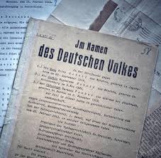 Klar, das wort wird einem blitzschnell im mund rumgedreht. Aus Dem Bundesarchiv Dieses Urteil Beendete Das Leben Von Hans Scholl Welt
