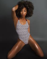 The Eras Tour Dancer Taylor Banks - Roozy News