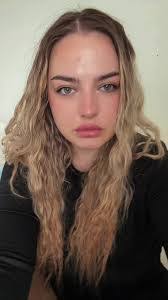 Victoria Wick's Instagram, Twitter & Facebook