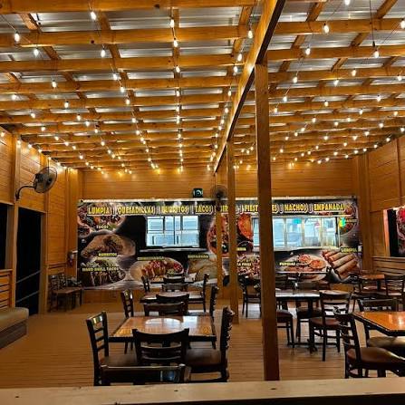 La Casita food truck hwy 98 — Mexican restaurant food truck in Pensacola, Florida