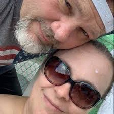 Heidi Shumaker's Instagram, Twitter & Facebook