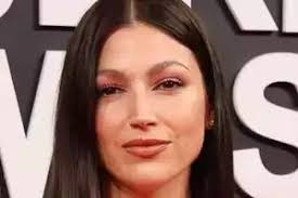 Elsa Pataky, Chris Hemsworth's wife, shakes up social media with her latest  photo