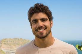 Fãs de caio castro , ele pode estar junto de isis valverde. Video Caio Castro Tira A Barba E Novo Visual Choca Fas Nao Acredito