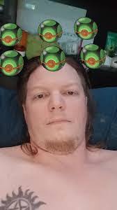 Wesley Poore's Instagram, Twitter & Facebook