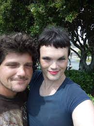 Has anyone had success in Seattle finding homeless placement for people who  identify as non-binary? I guess I'm asking are there lgbtq specific  shelters in the Seattle area