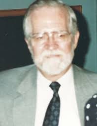 Robert Fielder's Instagram, Twitter & Facebook