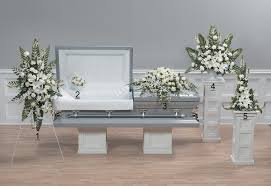 You can purchase online or come to our store to buy fresh cut flowers, plants, blooming plants, decorative trees, silk flowers, floral decor, vase flower arrangements, bulk flowers, flowers for weddings, funeral and sympathy flowers. 5 2 0 All White Tribute Featuring Orchids Blumen Luneas