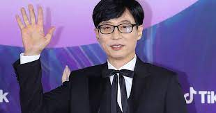 Having the ability to see a person's true thoughts and feelings can be more of a curse than a gift. Yoo Jae Suk Makes History With His Grand Prize Victory At The 57th Baeksang Arts Awards Koreaboo