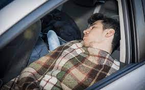 Nous voilà tous embarqués pour de nouvelles aventures familiales à bord de notre voiture aménagée. Vrai Ou Faux Peut On Dormir Ivre Dans L Auto Guide Auto