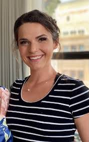 Rebekka Johnson's Instagram, Twitter & Facebook