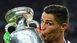 2020 2016 2012 2008 2004 2000 1996 1992 1988 1984 1980 1976 1972 1968 1964 1960. Ø´Ø§Ù‡Ø¯ Ø£Ø¬Ù…Ù„ Ù„Ù‚Ø·Ø§Øª ØªØªÙˆÙŠØ¬ Ø§Ù„Ø¨Ø±ØªØºØ§Ù„ Ø¨Ù„Ù‚Ø¨ ÙƒØ£Ø³ Ø£Ù…Ù… Ø£ÙˆØ±ÙˆØ¨Ø§ 2016 Cnn Arabic
