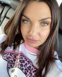 Samantha curcio, accuse pesanti sul fisico: Elettra Lamborghini Su Instagram Una Sorpresa Che Lascia Senza Parole I Fan