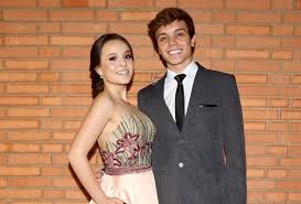 Larissa manoela assume namoro com colega de. O Que Aconteceu Namorado De Larissa Manoela Toma Decisao E Nao Vai Para O Aniversario Da Atriz Tv Foco