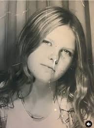 Restoring a picture of a late mother at age 15