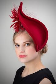 Suzannah hat