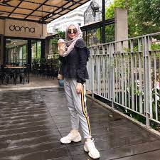 Maybe you would like to learn more about one of these? Dalam Masa Kurang Setahun Blogger Usahawan Cik Epal Berjaya Cecah Jualan Tujuh Angka Nona
