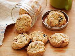 Buy the pioneer woman henry candy jar at walmart.com. 60 Easy Pioneer Woman Christmas Cookies Christmas Cherries Recipe Ree Drummond Food Network My Favorite Christmas Cookies 6 Nawariilhami