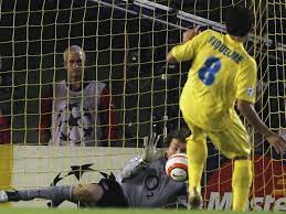 Riquelme, villarreal cf'den önce boca juniors ve fc barcelona formalarını da giydi. Champions League El Amargo Recuerdo De Juan Roman Riquelme Y Su Penal Ante Arsenal Con Villarreal Redgol