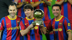 'this partnership joining unicef and the barcelona futbol club will help push open a door of hope to thousands of children.' said ann m veneman, unicef executive director, during the announcement of the new partnership at the united nations. Hd Wallpaper Unicef Soccer Jersey Xavi Hernandez Santiago Bernabeu Barcelona Wallpaper Flare