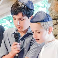TRANSFORMING JEWISH LIVES. BUILDING JEWISH COMMUNITY.