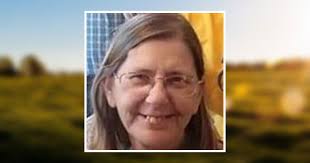 Andrea Michaelis's Instagram, Twitter & Facebook