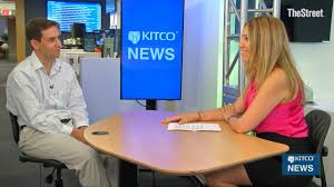 Portfolio Manager: Hendi Susanto