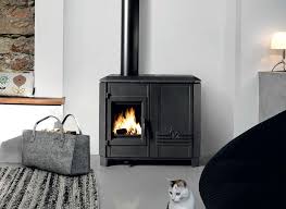 Poele a granule invicta 10 kw maison design apsip com avec le meilleur de poele a granule brico depot pour excellent poeles a granules design ronds suspendus contemporains. Freistehender Kaminofen Invicta Carolo Mix Antrazit