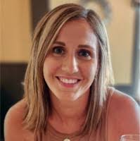 Renee Hauser's Instagram, Twitter & Facebook