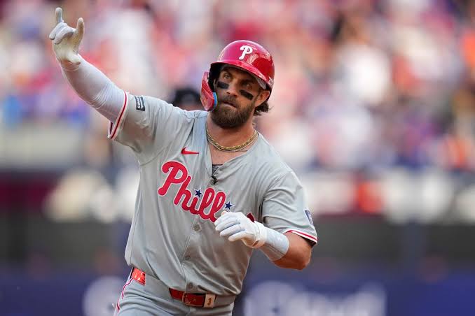 Bryce Harper and Phillies slide past Mets 7-2 in London opener as Ranger  Suárez gets 10th victory | NEWS10 ABC