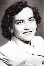 Brenda Spoon's Instagram, Twitter & Facebook