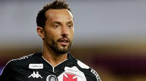 Após saída do Vasco, Nenê acerta com novo clube