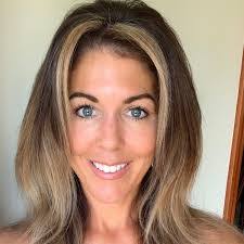 Karla Beck's Instagram, Twitter & Facebook