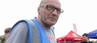 Funeral details for Simon Mitchell