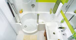 Kleines bad gestalten 4qm mit waschmaschine. Bade Und Duschspass Im Kleinen 2 6 M Bad Kleines Bad Gestalten Bad Einrichten Wanne Mit Dusche