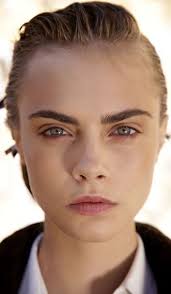 Lost Cherry For The Ingenue A Pop Of Pastel Fuschia For A Fresh And Effortlessly Beauty Augenbrauen Formen Eyebrows