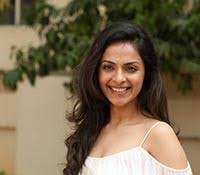 Richa pallod was born on august 30, 1980 in bombay, maharashtra, india. Richa Movies News Photos Age Biography