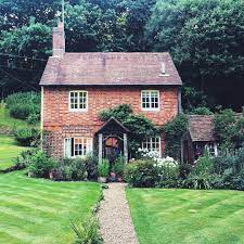 Image Result For Uk Cottages With Greenery English Country House Plans English Country House Country House Plans