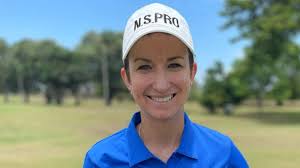 Kari Webb's Instagram, Twitter & Facebook