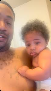 Smallest in charge. Cy Ellis Robertson