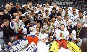 Najnovšie správy o forme našich hokejistov a posilách z nhl. Hokej Je Hra V Niz Pokazde Vitezi Cesi Psalo Se V Letech 1999 2001 Idnes Cz